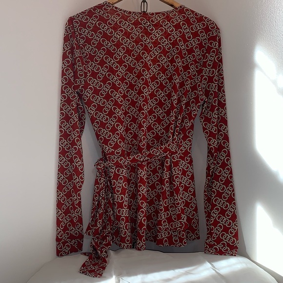 CAbi Ringleader Wrap Top - Picture 7 of 10